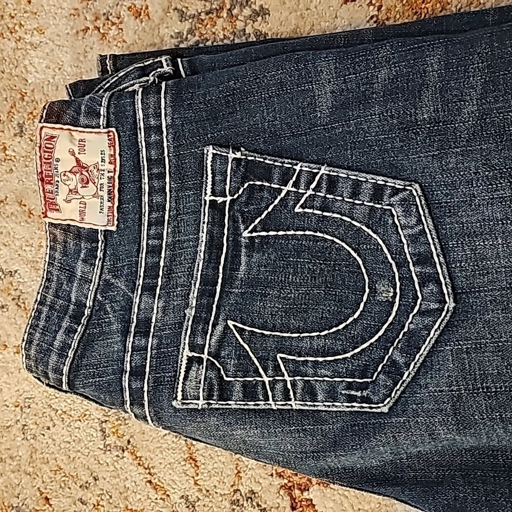 True Religion Women's Johnny Big T Jeans 28